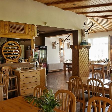 Hotel-Restaurant U Švábků Tachov  Exterior foto